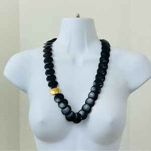 Vintage Black Resin Pebles necklace
